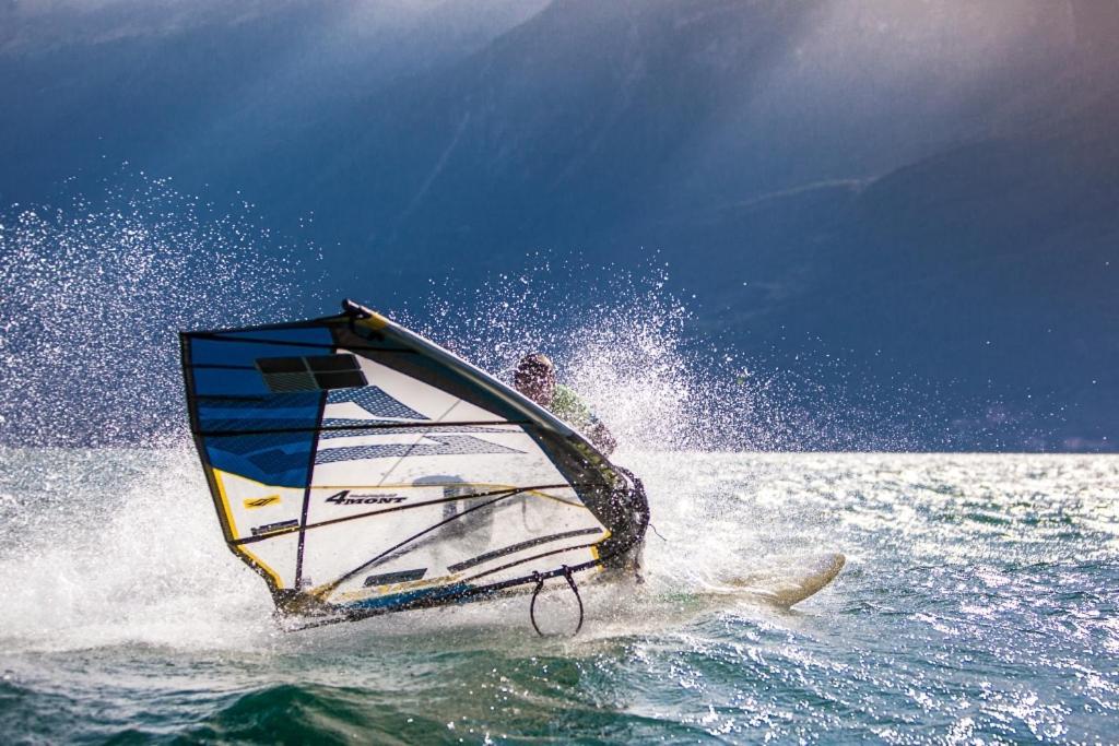 Hotel Eden Brenzone sul Garda Kültér fotó